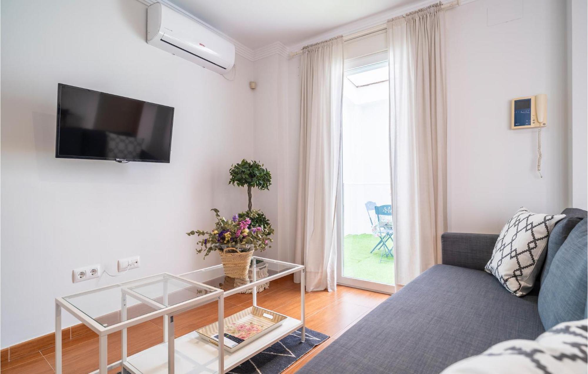 Pet Friendly Apartment In 赫雷斯 外观 照片