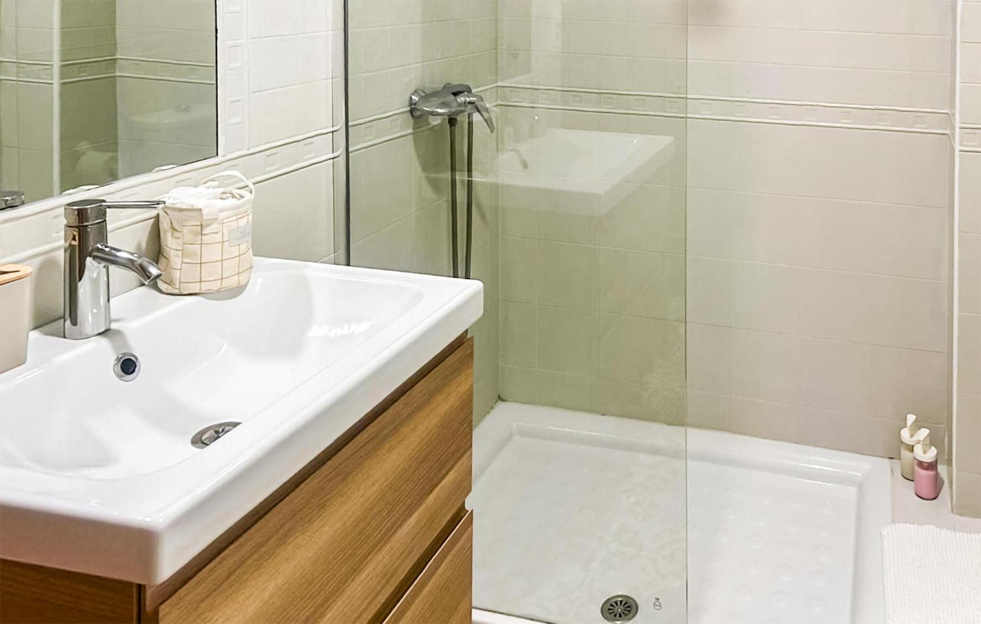 Pet Friendly Apartment In 赫雷斯 外观 照片